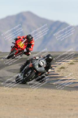 media/Nov-16-2025-Race Pace (Sun) [[8c5fa54630]]/Verified Riders/8-Turn 12 (120pm)/